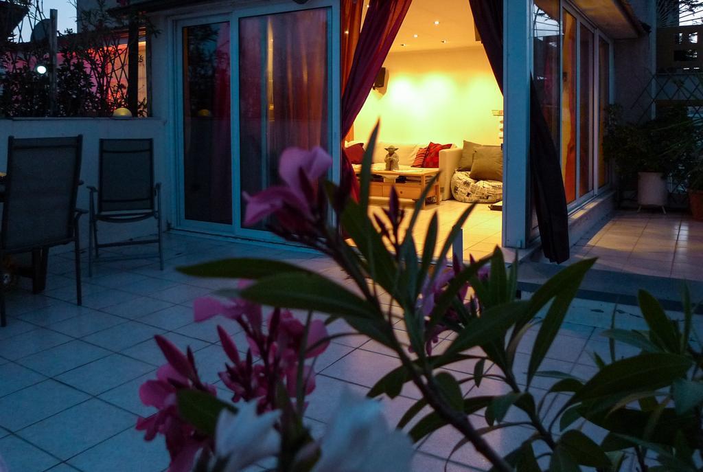 Kalypso Apartment Athens Exterior photo